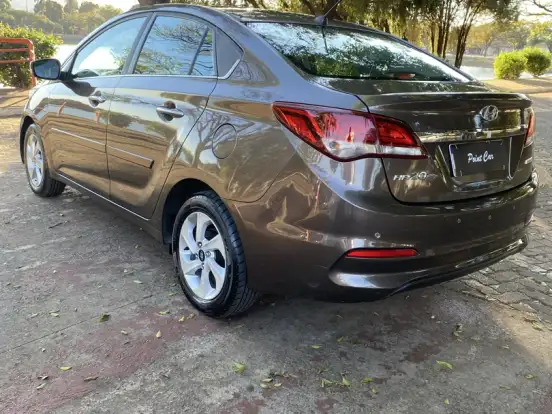 HYUNDAI-HB20S-1.6 PREMIUM 16V FLEX 4P AUTOMÁTICO HYUNDAI-HB20S-2016