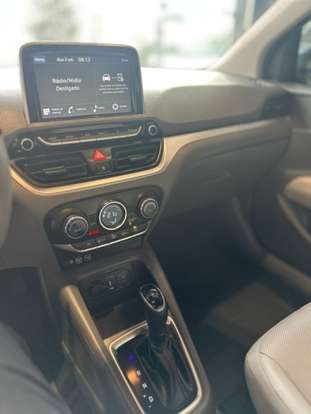 HYUNDAI-HB20S-2025