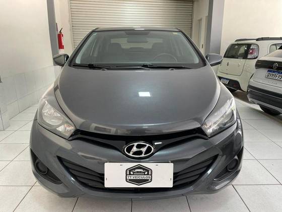 HYUNDAI HB20S 1.6 COMFORT PLUS 16V FLEX 4P AUTOMÁTICO