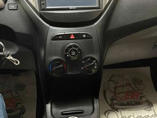 HYUNDAI-HB20S-1.6 COMFORT PLUS 16V FLEX 4P AUTOMÁTICO HYUNDAI-HB20S-2015