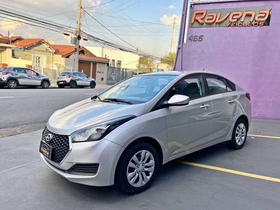 HYUNDAI HB20S 1.6 COMFORT PLUS 16V FLEX 4P AUTOMÁTICO