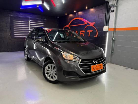 HYUNDAI HB20S 1.6 COMFORT PLUS 16V FLEX 4P MANUAL