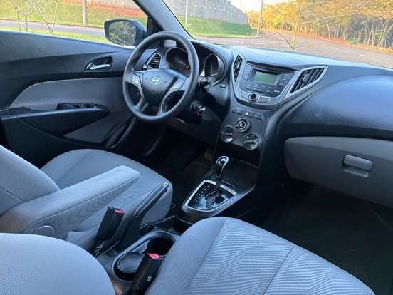 HYUNDAI-HB20S-2015