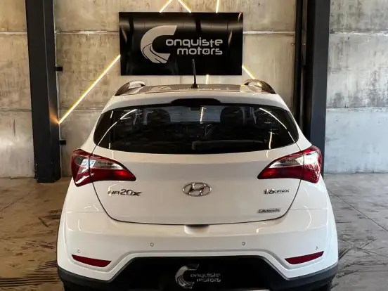 HYUNDAI-HB20X-1.6 16V PREMIUM FLEX 4P AUTOMÁTICO HYUNDAI-HB20X-2013