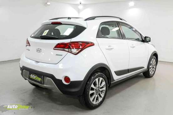 HYUNDAI-HB20X-2016