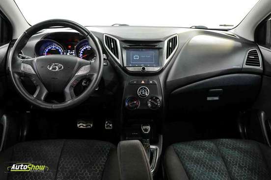 HYUNDAI-HB20X-2016