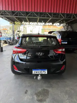HYUNDAI-I30-1.8 MPI 16V GASOLINA 4P AUTOMATICO HYUNDAI-I30-2014