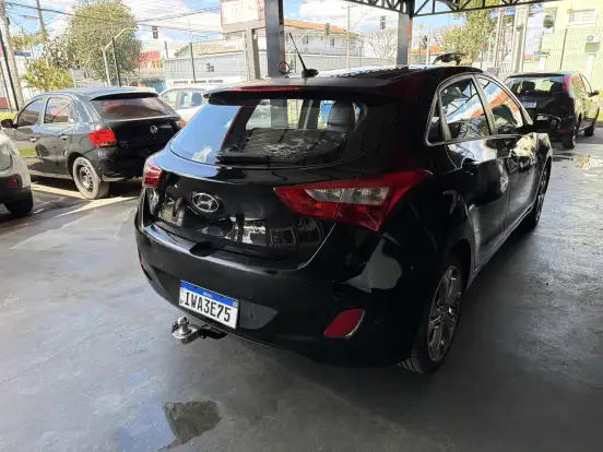 HYUNDAI-I30-1.8 MPI 16V GASOLINA 4P AUTOMATICO HYUNDAI-I30-2014