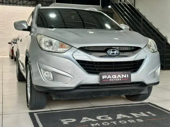 HYUNDAI IX35 2.0 MPFI GLS 4X2 16V GASOLINA 4P AUTOMÁTICO HYUNDAI IX35 2.0 MPFI GLS 4X2 16V GASOLINA 4P AUTOMÁTICO
