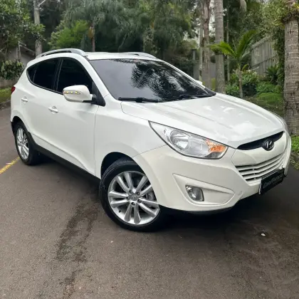 HYUNDAI IX35 2.0 MPI 4X2 16V GASOLINA 4P MANUAL HYUNDAI IX35 2.0 MPI 4X2 16V GASOLINA 4P MANUAL