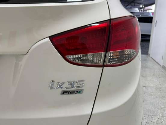 HYUNDAI-IX35-2.0 MPI 4X2 16V FLEX 4P AUTOMÁTICO HYUNDAI-IX35-2012