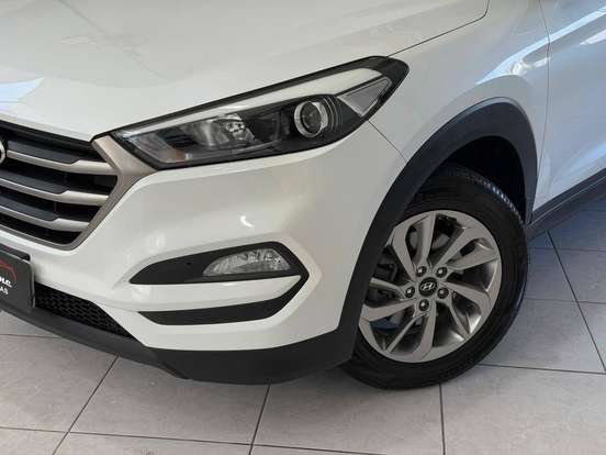 HYUNDAI-TUCSON-2017