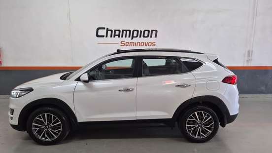 HYUNDAI-TUCSON-2024