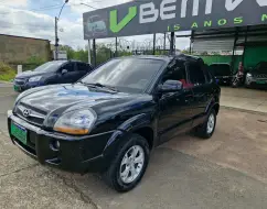 HYUNDAI TUCSON 2.0 MPFI GLS 16V 143CV 2WD GASOLINA 4P AUTOMÁTICO HYUNDAI TUCSON 2.0 MPFI GLS 16V 143CV 2WD GASOLINA 4P AUTOMÁTICO