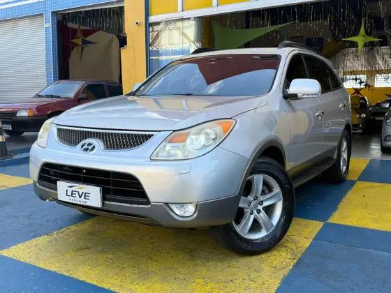 HYUNDAI VERACRUZ 3.8 GLS 4WD 4X4 V6 24V GASOLINA 4P AUTOMÁTICO