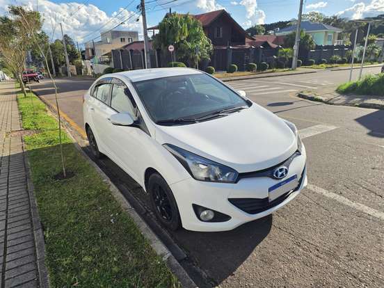 HYUNDAI-HB20S-1.6 COMFORT PLUS 16V FLEX 4P AUTOMÁTICO HYUNDAI-HB20S-2013