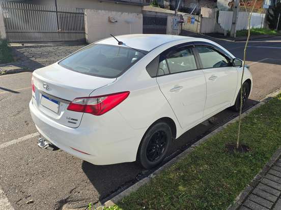 HYUNDAI-HB20S-1.6 COMFORT PLUS 16V FLEX 4P AUTOMÁTICO HYUNDAI-HB20S-2013