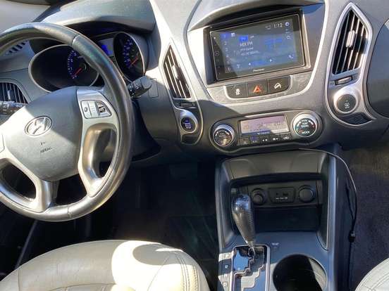 HYUNDAI-IX35-2.0 MPFI GLS 4X2 16V GASOLINA 4P AUTOMÁTICO HYUNDAI-IX35-2010