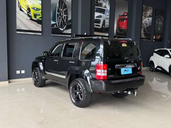 JEEP-CHEROKEE-3.7 LIMITED 4X4 V6 12V GASOLINA 4P AUTOMÁTICO JEEP-CHEROKEE-2011