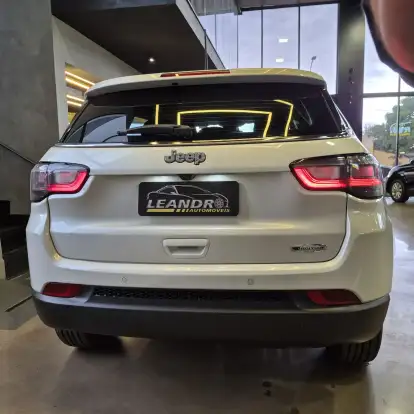 JEEP-COMPASS-2024