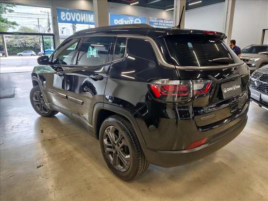 JEEP-COMPASS-2024