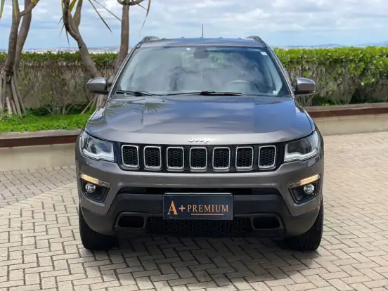 JEEP-COMPASS-2.0 16V DIESEL LONGITUDE 4X4 AUTOMÁTICO JEEP-COMPASS-2017