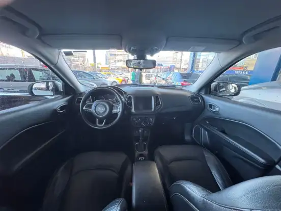 JEEP-COMPASS-2.0 16V FLEX LONGITUDE AUTOMÁTICO JEEP-COMPASS-2018