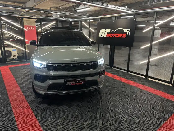 JEEP COMPASS 2.0 HURRICANE 4 TURBO GASOLINA BLACKHAWK AT9