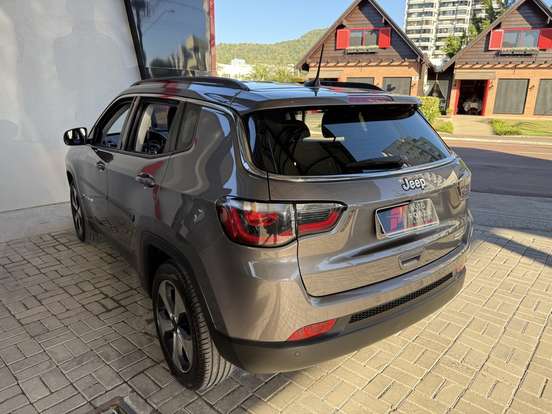 JEEP-COMPASS-2.0 16V FLEX LONGITUDE AUTOMÁTICO JEEP-COMPASS-2018