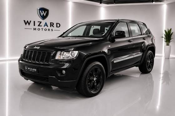 JEEP GRAND CHEROKEE 3.6 LAREDO 4X4 V6 24V GASOLINA 4P AUTOMÁTICO