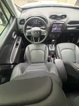 JEEP-RENEGADE-2024