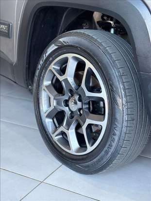 JEEP-RENEGADE-2016