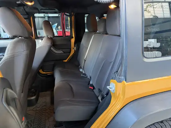 JEEP-WRANGLER-2014