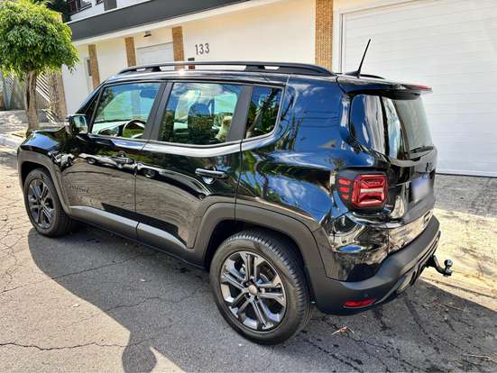 JEEP-RENEGADE-2024