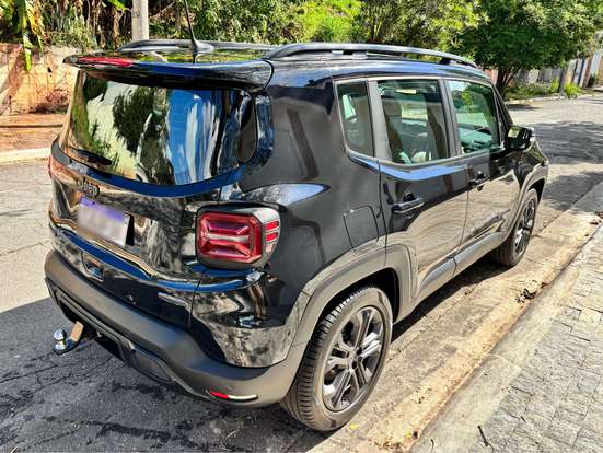 JEEP-RENEGADE-2024