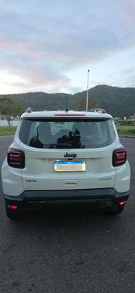 JEEP-RENEGADE-2022