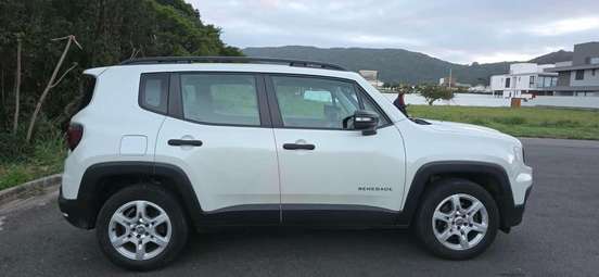JEEP-RENEGADE-2022