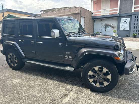 JEEP-WRANGLER-2.0 TURBO GASOLINA UNLIMITED SAHARA 4P 4X4 AT8 JEEP-WRANGLER-2019