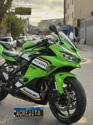 KAWASAKI NINJA ZX-4R 