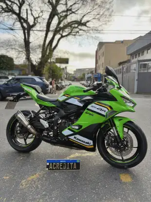 KAWASAKI-NINJA ZX-4R-2025