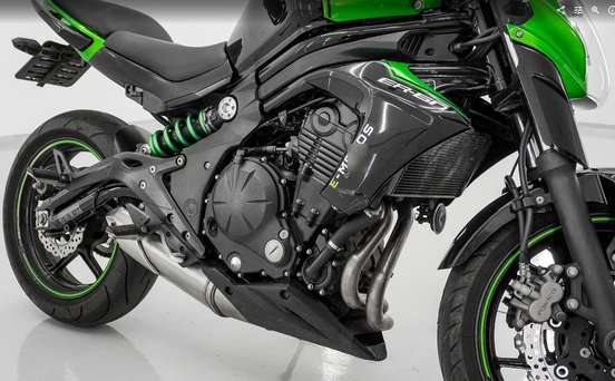 KAWASAKI-ER-6N-2016