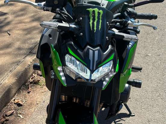 KAWASAKI-Z900 KAWASAKI-Z900-2022