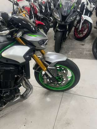 KAWASAKI-Z900 R EDITION-2026