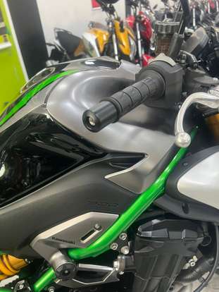 KAWASAKI-Z900 R EDITION-2026