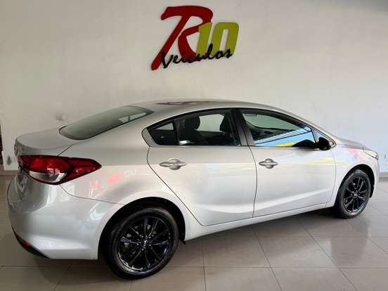 KIA-CERATO-1.6 SX 16V FLEX 4P AUTOMÁTICO KIA-CERATO-2018