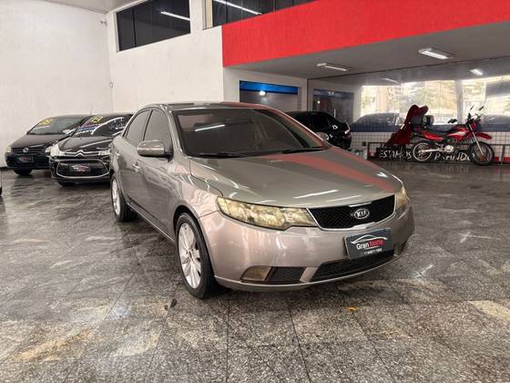 KIA CERATO 1.6 SX3 16V GASOLINA 4P AUTOMÁTICO