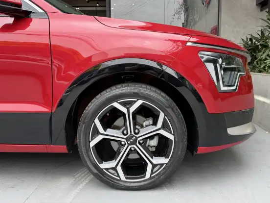 KIA-NIRO-2023