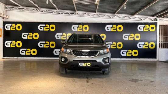 KIA-SORENTO-2010