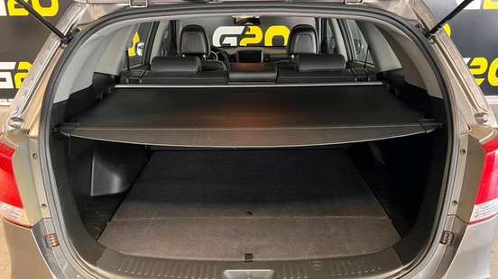 KIA-SORENTO-2010