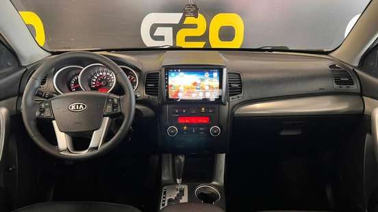 KIA-SORENTO-2010